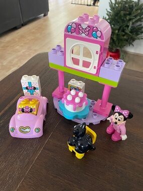 Disney Minnie Mouse Pink & Lavender Party Set Building Toy